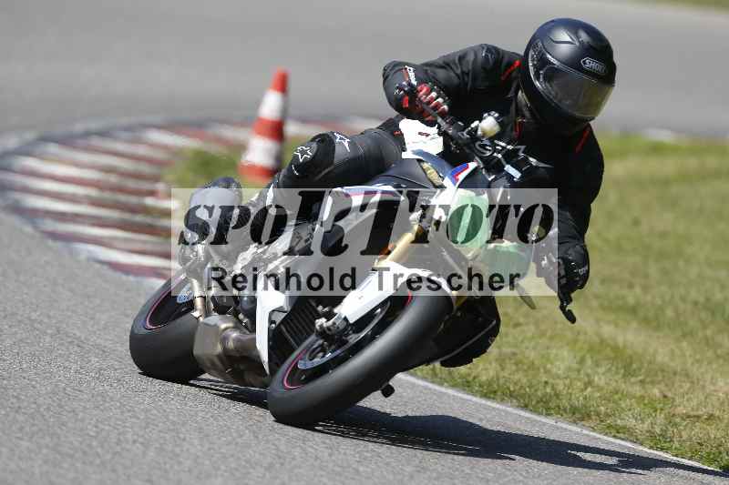 /44 09.08.2025 Plüss Moto Sport ADR/Einsteiger/50